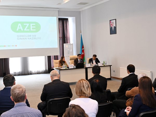 Fərid Qayıbovun Olimpiya idman növləri üzrə federasiyaların nümayəndələri ilə görüşü