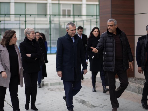 Bolqarıstanlı nazir Bakı Tennis Akademiyasında