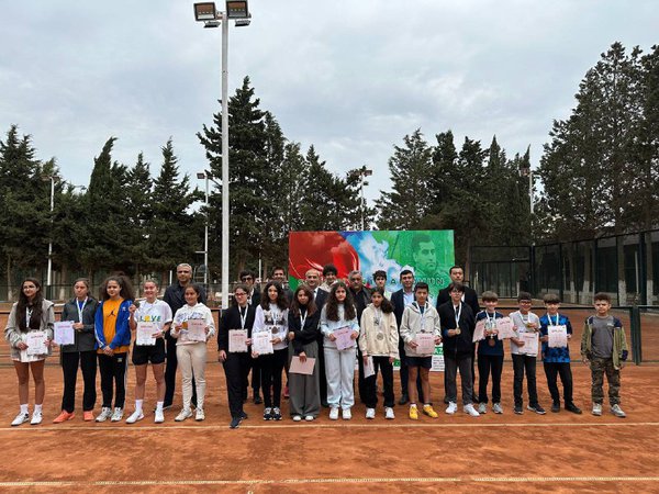 Tennis üzrə Bakı şəhər birinciliyi başa çatıb