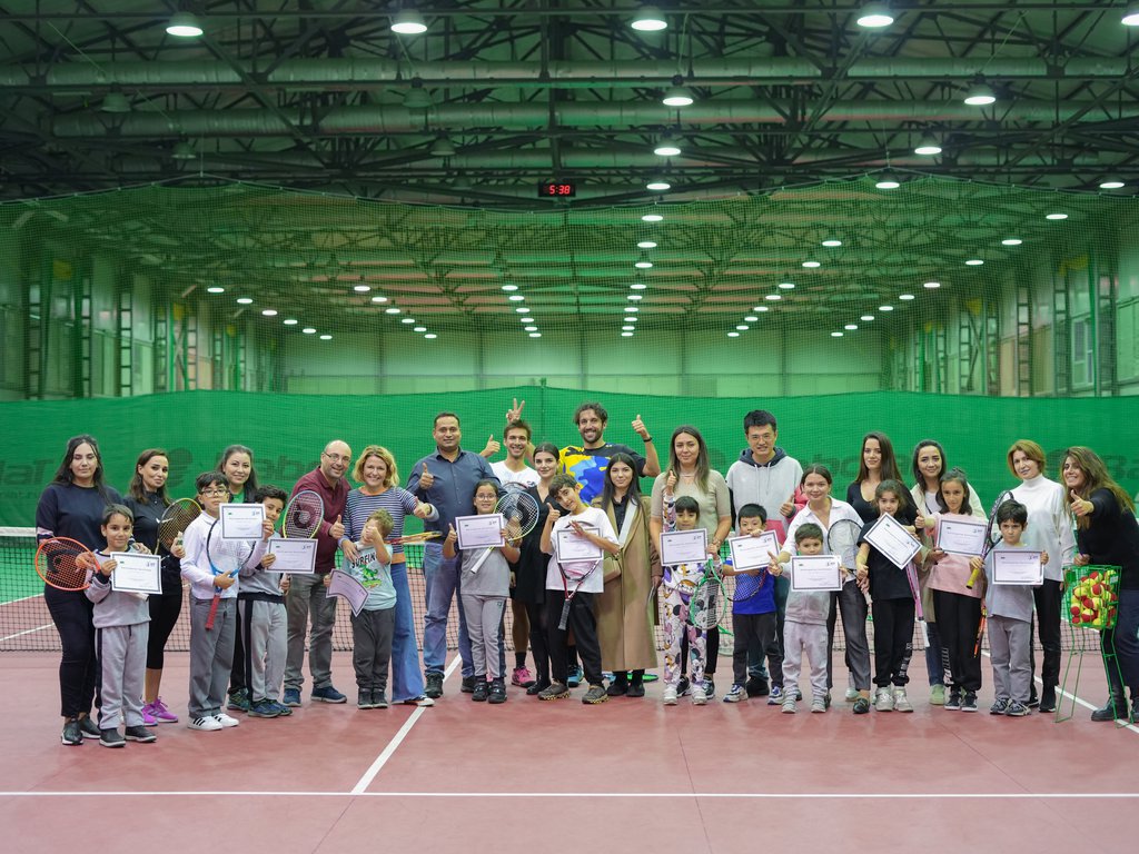 Uşaqlar üçün tennis seminarı