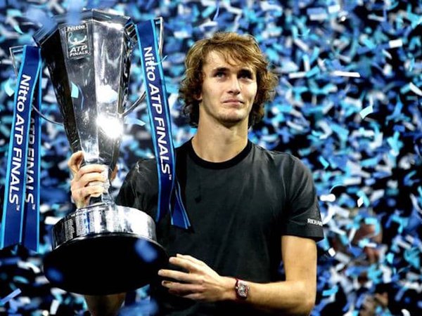 Zverev Medvedevi məğlub edərək çempion oldu